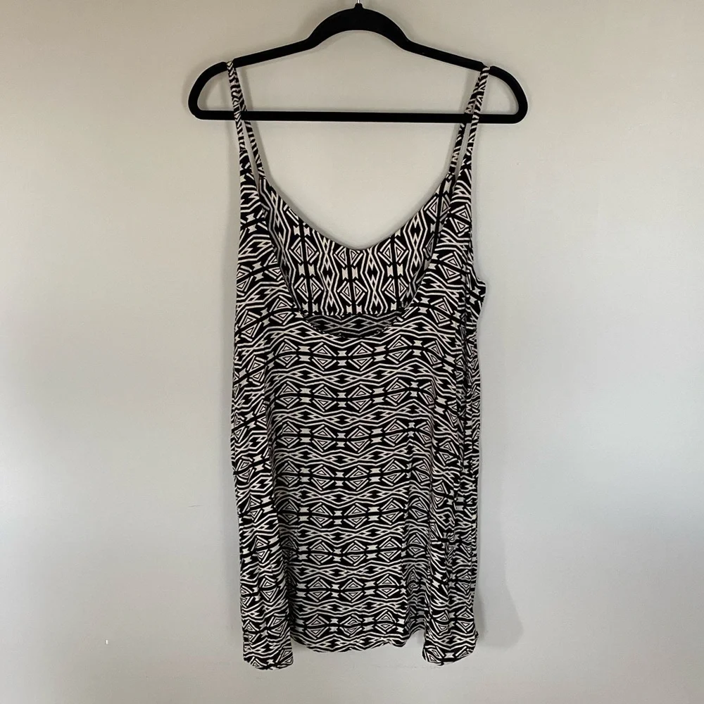 HURLEY Aztec Print Midi Summer Dress - Picture 2 of 8